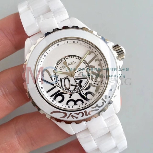 ��* �ð� HD8061911