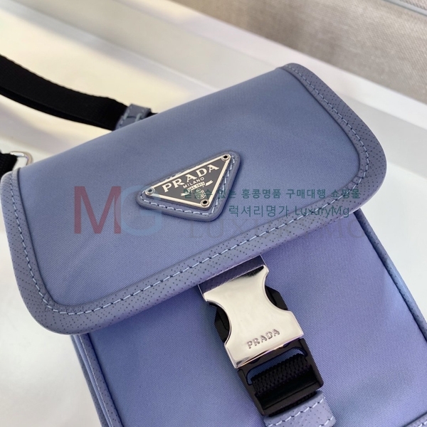 ����� ���ǾƳ� �̹����̼� �ڵ��� ���̽� 2ZH109-103