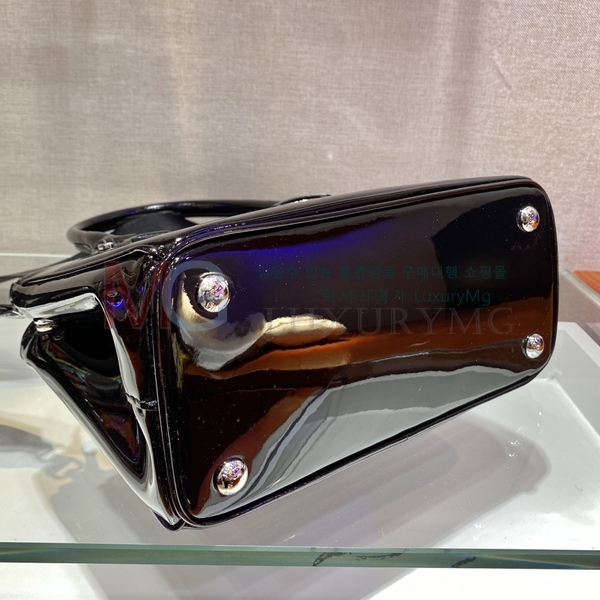 �Ż� ����� �緰�� ���� ��Ʈ�� 1BA896-A-1