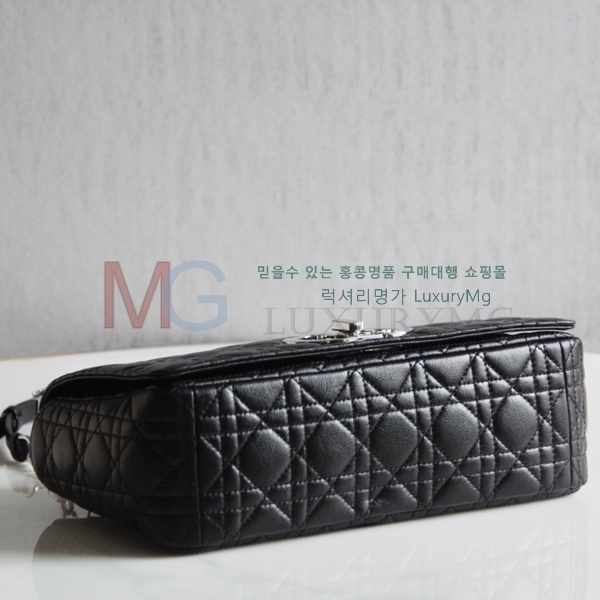��� ī�ι� M9243-A-7