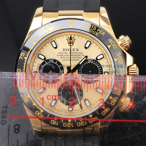 �η��� ���̽��� ���ο� ��� �����䳪 �ð� ECS002625-2