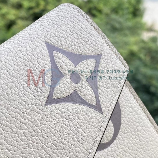 ���̺��� ���׷� ������ M80495-A-1