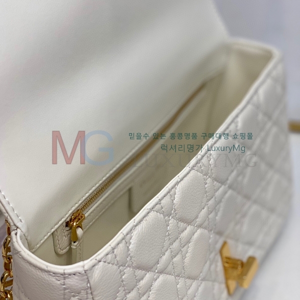 ũ������ ��� ī�ι� M9242-A-6