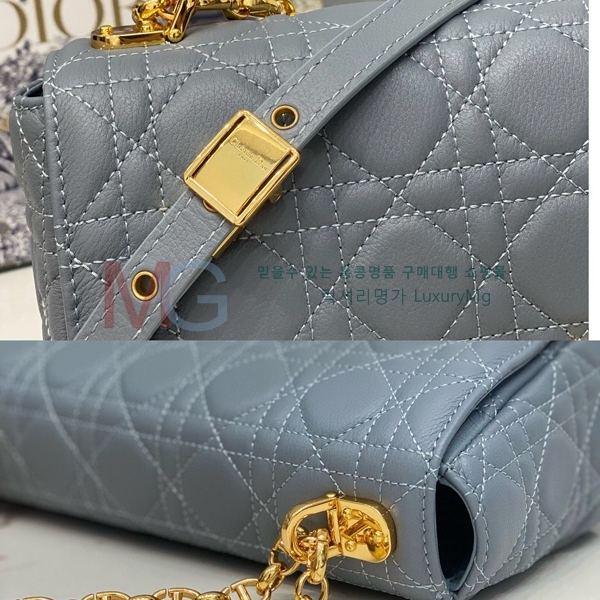 ũ������ ��� ī�ι� M9242-A-7