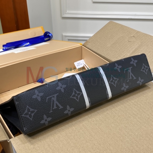 ���̺��� ����Ʈ ������ Ŭ��ġ�� M64440-A-1