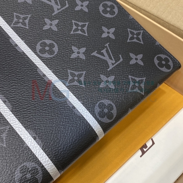 ���̺��� ����Ʈ ������ Ŭ��ġ�� M64440-A-1