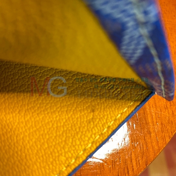 ���ߵ� �Ż� ������ GY155660-A-5