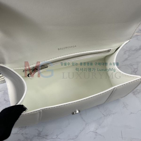 �߷��þư� �ƿ��۷��� ž �ڵ�� LG0023-A-1