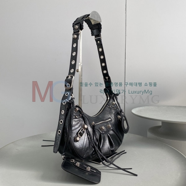 �߷��þư� Le Cagole XS ���� ����� 92678-A1-3