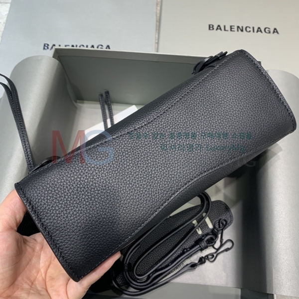 �߷��þư� �׿� Ŭ���� �̴� ��Ƽ�� 638512-A-2
