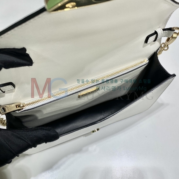 ����� ���ǾƳ� ���� �ڵ�� 1BD318-A-1