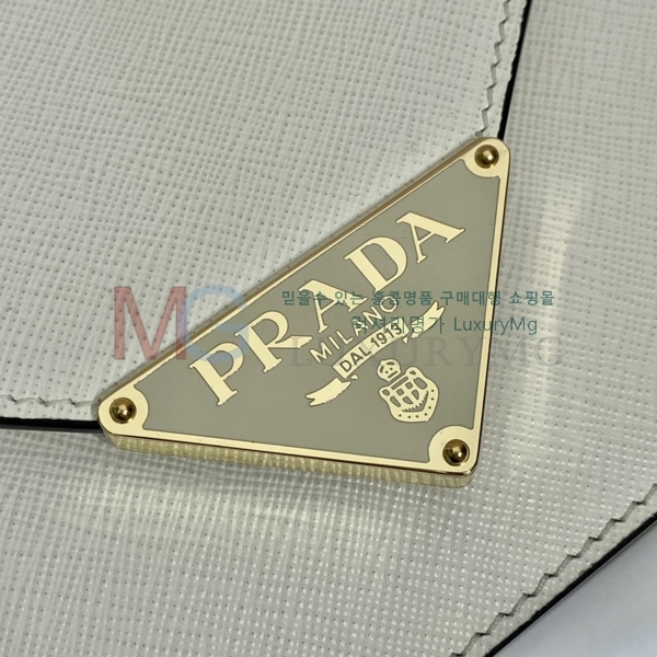����� ���ǾƳ� ���� �ڵ�� 1BD318-A-1