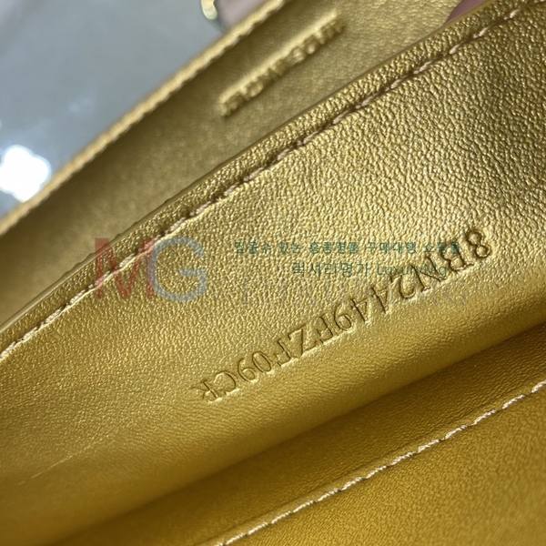 ��� ��ī�� ��Ʈ ���̾��� �� 601212-A-5