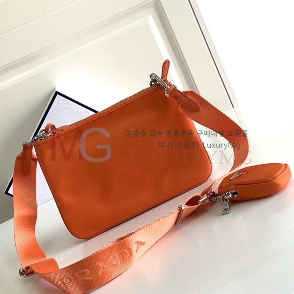 ����� ���Ϸ� �������� ũ�ν��� 1BH046-A-3