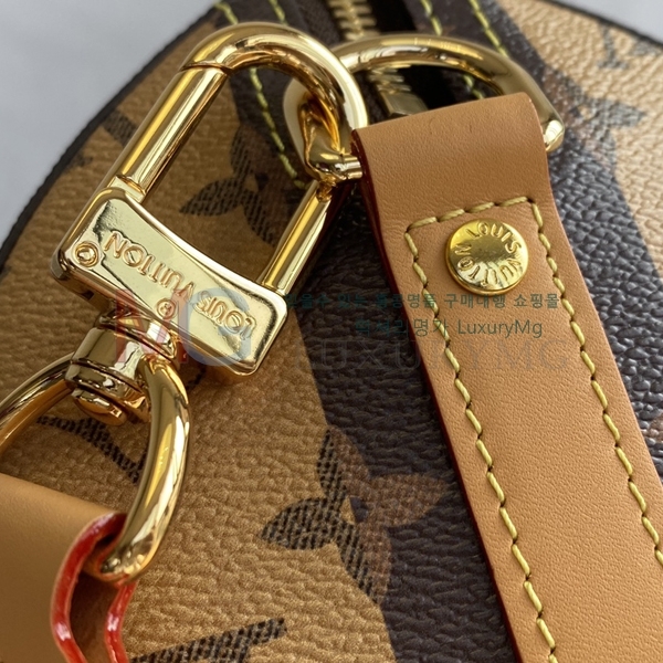 ���̺���X�ϰ� ���׷� ��Ʈ������ ���� ĵ���� Ű�� M4 M45963-A-1