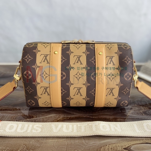 ���̺���X�ϰ� ���׷� ��Ʈ������ ���� ĵ���� Ű�� M4 M45963-A-1