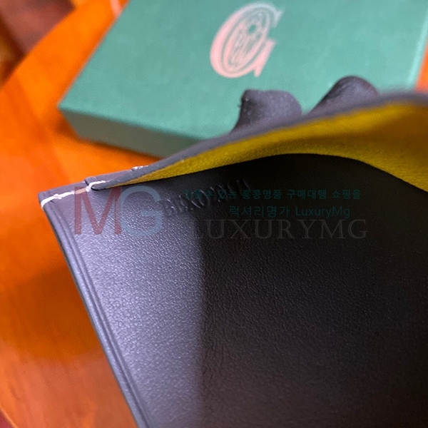  ���ߵ� �����ǽ� ī�� Ȧ�� GY375242-A-6