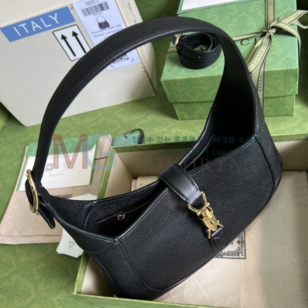 ���� ��Ű ���� ȣ���� 636709-A11-1