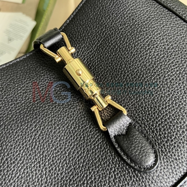 ���� ��Ű ���� ȣ���� 636709-A11-1