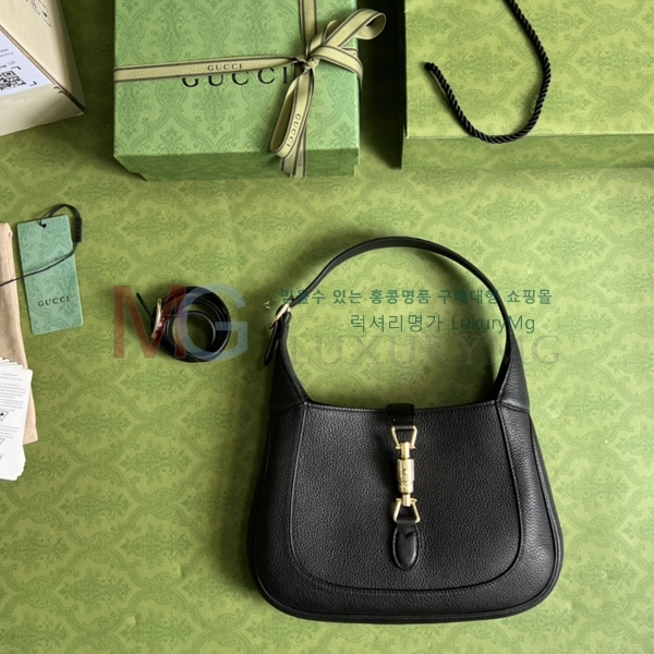 ���� ��Ű ���� ȣ���� 636709-A11-1