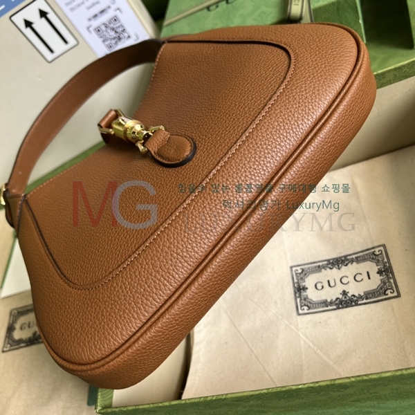 ���� ��Ű ���� ȣ���� 636709-A11-2