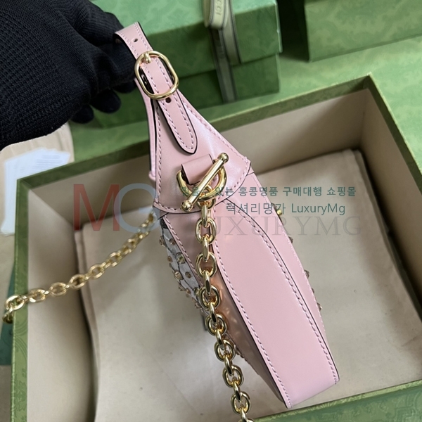���� ��Ű ���� ȣ���� 677027-A-2