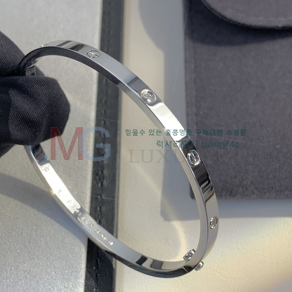 ��쿡 ���� ť������ CA55069