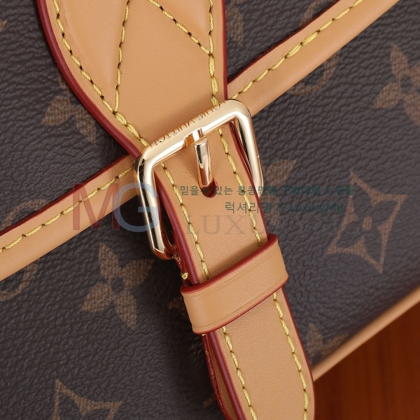 ���̺��� ���׷� ���̾� ũ�ν��� M46049