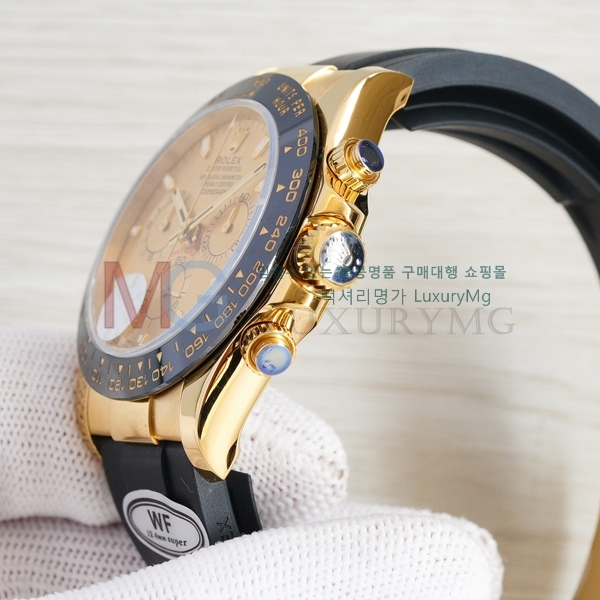 �η��� �ڽ���׷��� �����䳪 �ð� C45702-8