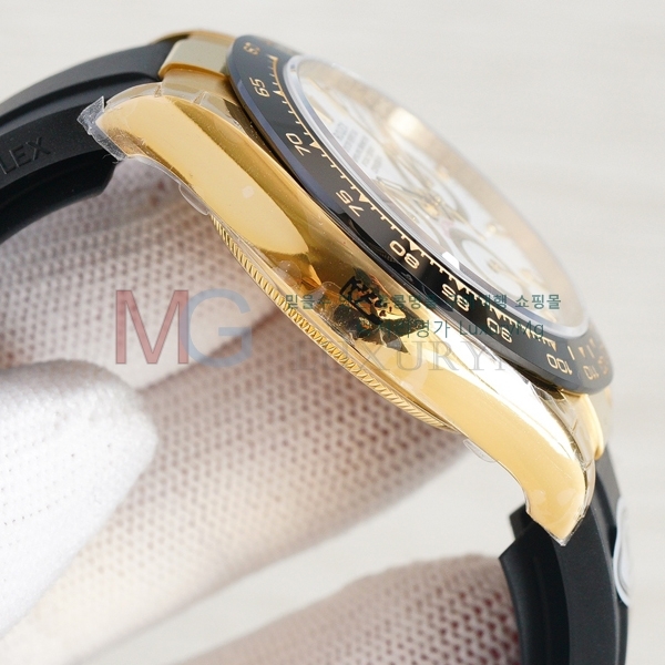 �η��� �ڽ���׷��� �����䳪 �ð� C45702-9