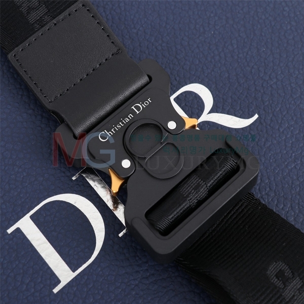 ��� ����� SADDLE DPO09317-1