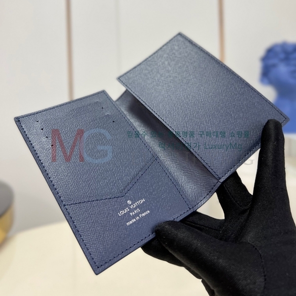 ���̺��� ���� ���̽�  M64596-A-4
