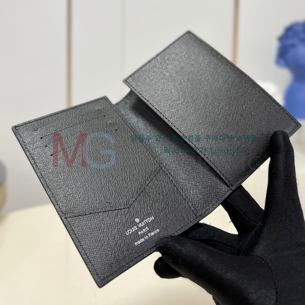 ���̺��� ���� ���̽� M64596-A-1