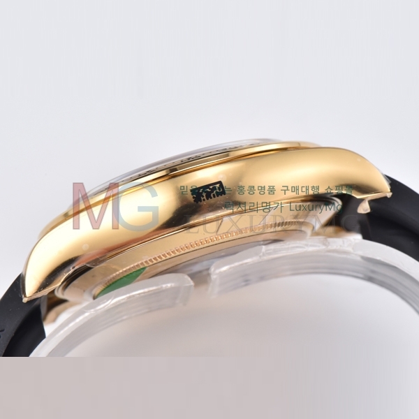 �η��� �ڽ���׷��� �����䳪 �ð� C45702-5