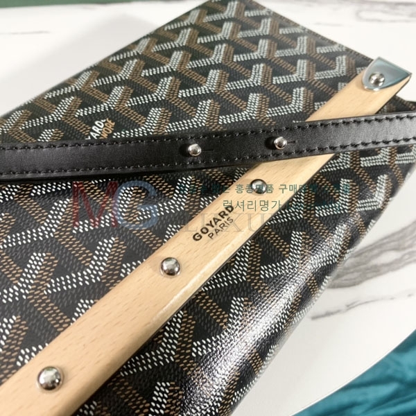 ���ߵ� ����ī���� Ŭ��ġ�� GY33501-A-3