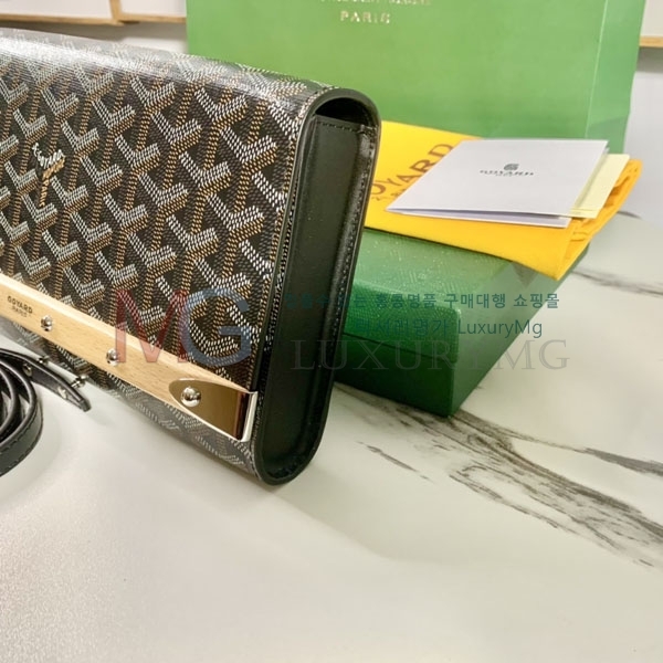 ���ߵ� ����ī���� Ŭ��ġ�� GY33501-A-3