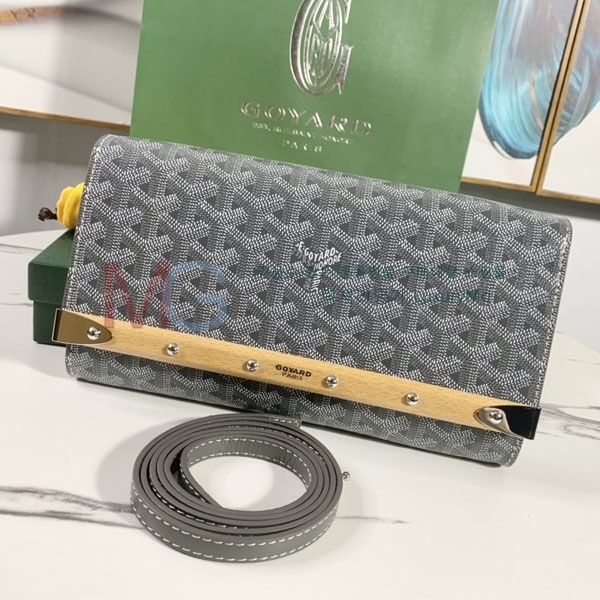 ���ߵ� ����ī���� Ŭ��ġ�� GY33501-A-2
