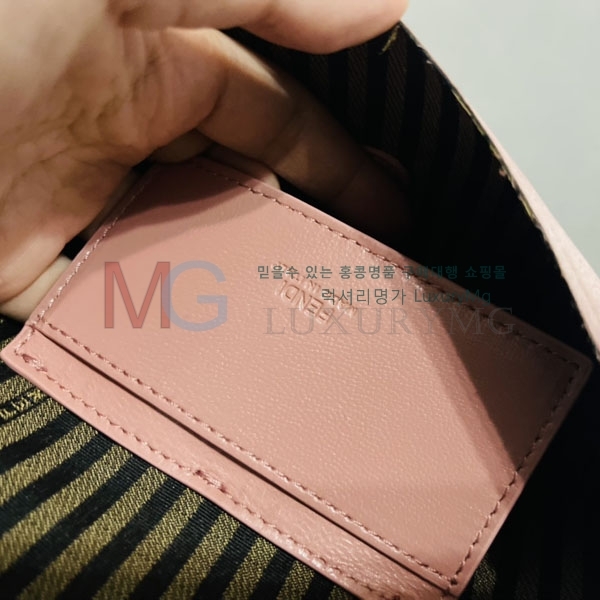 ��� ��Ƽ�� �ٰ�Ʈ�� 05591-A-3