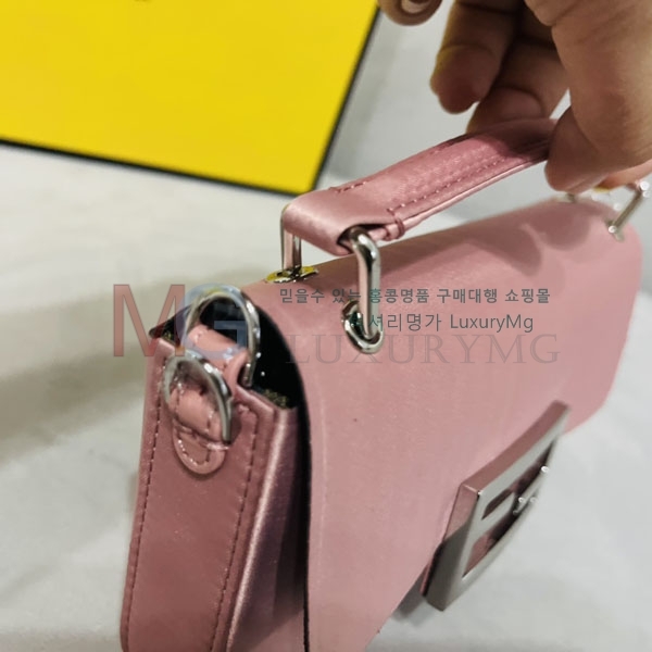 ��� ��Ƽ�� �ٰ�Ʈ�� 05591-A-3
