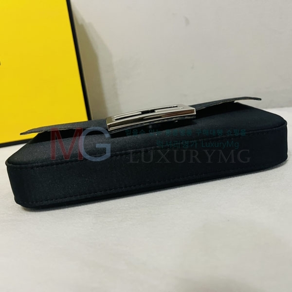 ��� ��Ƽ�� �ٰ�Ʈ�� 05591-A-1