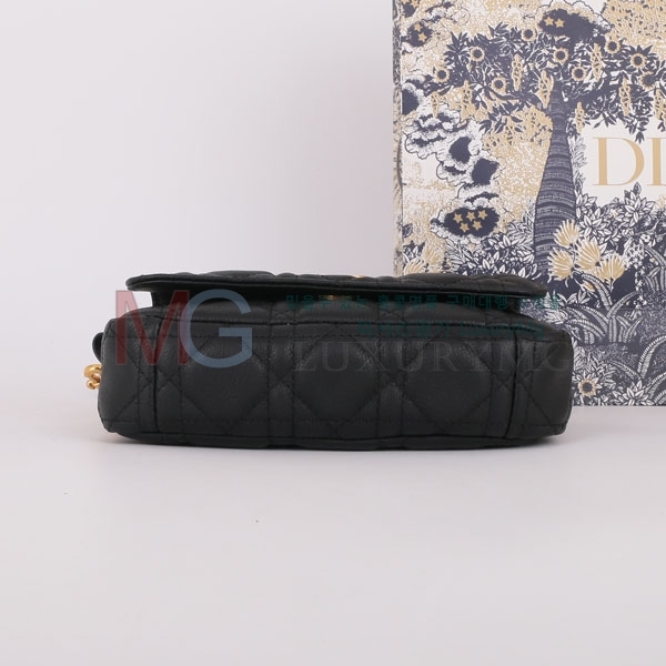 ��� ī�� ũ�ν��� 606210-A-1