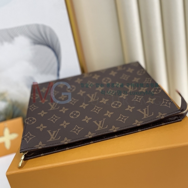 (80�� ����ǰ) ���̺��� Ŭ��ġ�� M47542