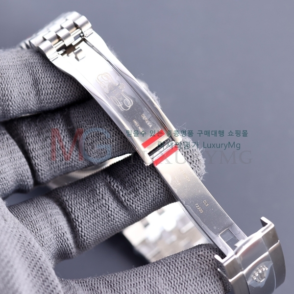 �η��� ��������Ʈ �ð� R136600-1 41mm