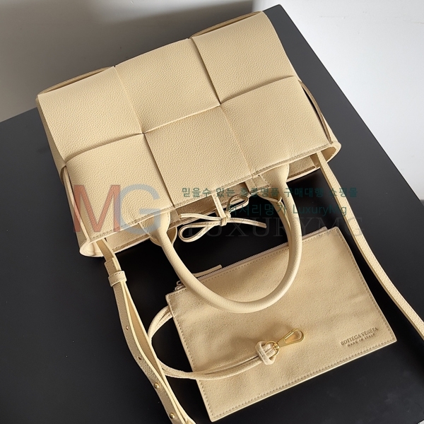 ���װ�����Ÿ �Ƹ��� �̴� ��Ʈ�� 709337-A-7