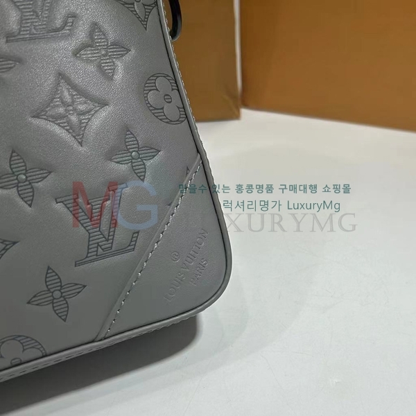 ���̺��� ����޽��� �׷��� M46104