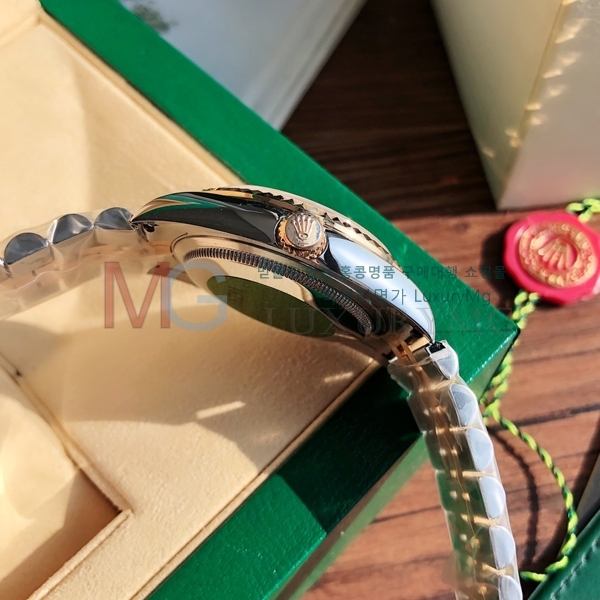 �η��� ���̽��� ��������Ʈ �ð� VR210660-1 36MM