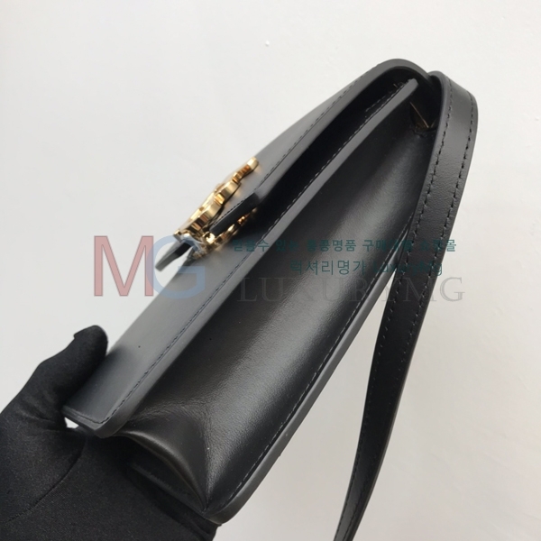 ������ ���� �κ�� 80302211-A-4