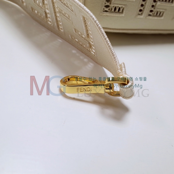 ��� FF �ٰ�Ʈ�� F8600-A-1