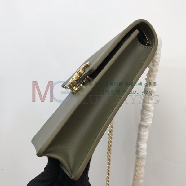 ������ ���� �κ�� 80302211-A-9
