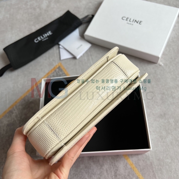 ������ Ʈ������ �ڽ��� 177195-3